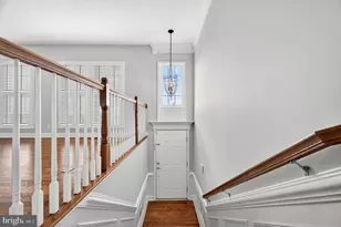 102 Great Laurel Square SE, Leesburg, VA 20175 - Photo 5