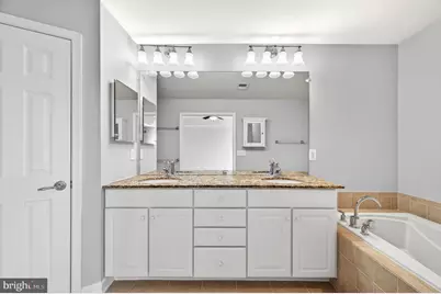 102 Great Laurel Square SE, Leesburg, VA 20175 - Photo 33