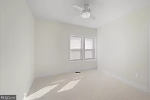 44840 Tiverton Sq, Ashburn, VA 20147 - Photo 41