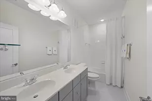 44840 Tiverton Sq, Ashburn, VA 20147 - Photo 43