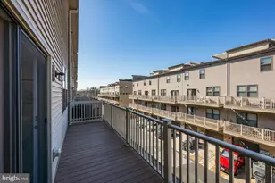 44840 Tiverton Sq, Ashburn, VA 20147 - Photo 25