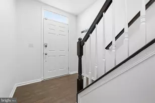 42799 Sykes Terrace, Chantilly, VA 20152 - Photo 3