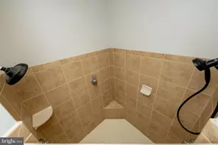 23579 Belvoir Woods Terrace, Ashburn, VA 20148 - Photo 25