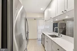 346 Lancaster Square, Sterling, VA 20164 - Photo 1