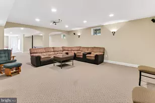 26089 Wendell St, Chantilly, VA 20152 - Photo 35