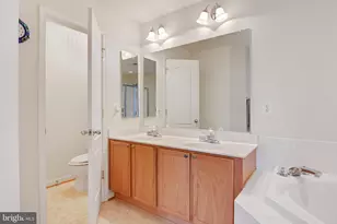 41971 Blue Flag Terrace, Aldie, VA 20105 - Photo 7