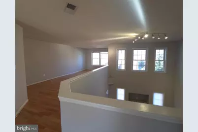 20387 Fallsway Terrace, Sterling, VA 20165 - Photo 17