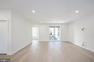 22130 Little Mount Ter, Ashburn, VA 20148 - Photo 9