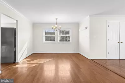 604 S Birch Street S, Sterling, VA 20164 - Photo 5