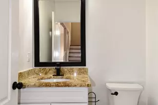 26005 Hartwood Dr, Chantilly, VA 20152 - Photo 15