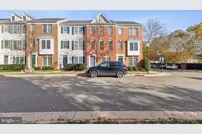 25390 Shipley Terrace, Chantilly, VA 20152 - Photo 1