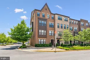 45157 Kincora Dr, Sterling, VA 20166 - Photo 1