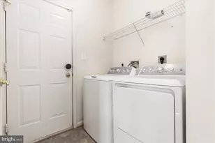 17148 Magic Mountain Dr, Round Hill, VA 20141 - Photo 23