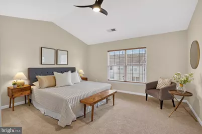 21758 Flora Springs Terrace, Ashburn, VA 20147 - Photo 3