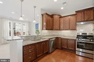 42577 Sunset Ridge Square, Ashburn, VA 20148 - Photo 9