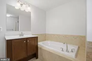42577 Sunset Ridge Square, Ashburn, VA 20148 - Photo 25
