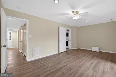 1043 Margate Court #1043A, Sterling, VA 20164 - Photo 15