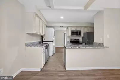 1043 Margate Court #1043A, Sterling, VA 20164 - Photo 7