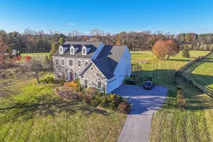 38790 Boca Ct, Waterford, VA 20197 - Photo 3