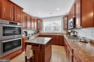 43669 McDowell Sq, Leesburg, VA 20176 - Photo 15