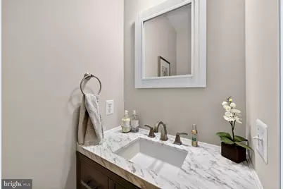 43669 McDowell Square, Leesburg, VA 20176 - Photo 19