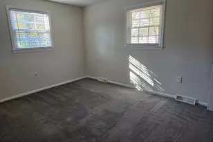 341 S 26th St, Purcellville, VA 20132 - Photo 25