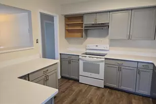 341 S 26th St, Purcellville, VA 20132 - Photo 11