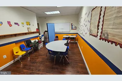 43130 Amberwood Plz #160, Chantilly, VA 20152 - Photo 5