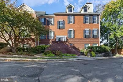 678 Gateway Drive SE #911, Leesburg, VA 20175 - Photo 1