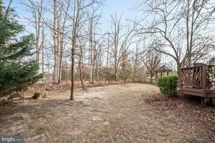 20956 Hollyberry Ct, Ashburn, VA 20147 - Photo 9