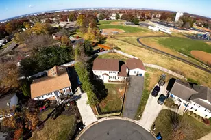 503 S Maple Ct, Sterling, VA 20164 - Photo 41