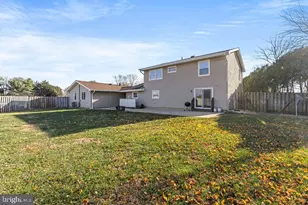 503 S Maple Ct, Sterling, VA 20164 - Photo 31