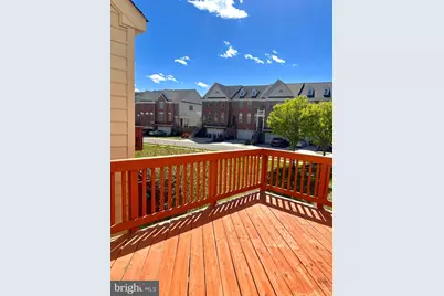 25205 Larks Terrace, Chantilly, VA 20152 - Photo 7