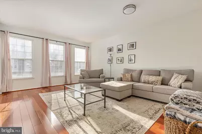 21491 Rusty Blackhaw Square, Sterling, VA 20164 - Photo 3