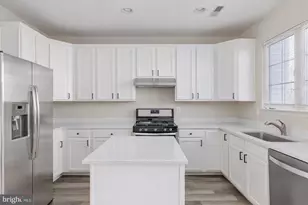 21491 Rusty Blackhaw Square, Sterling, VA 20164 - Photo 11