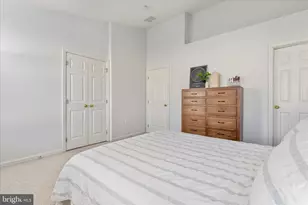 21491 Rusty Blackhaw Square, Sterling, VA 20164 - Photo 21