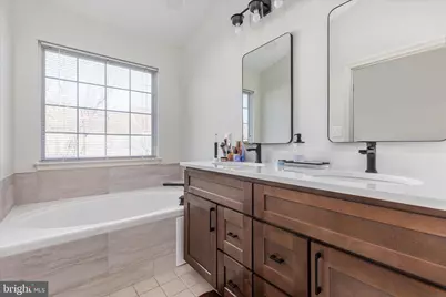 21491 Rusty Blackhaw Square, Sterling, VA 20164 - Photo 23