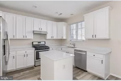 21491 Rusty Blackhaw Square, Sterling, VA 20164 - Photo 13