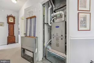 19375 Cypress Ridge Terrace, Leesburg, VA 20176 - Photo 39