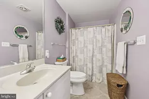 19375 Cypress Ridge Terrace, Leesburg, VA 20176 - Photo 23