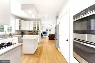 15700 Trapshire Ct, Waterford, VA 20197 - Photo 21