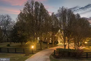 15700 Trapshire Ct, Waterford, VA 20197 - Photo 85