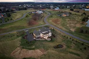 22955 Montjoy Ct, Leesburg, VA 20175 - Photo 9