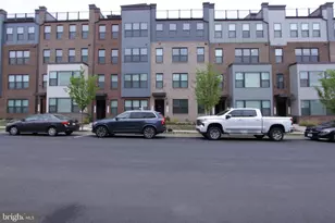 43808 Middleway Ter, Ashburn, VA 20147 - Photo 5