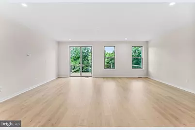 19716 Mystic Maroon Terrace, Ashburn, VA 20147 - Photo 9