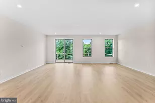 19716 Mystic Maroon Terrace, Ashburn, VA 20147 - Photo 9