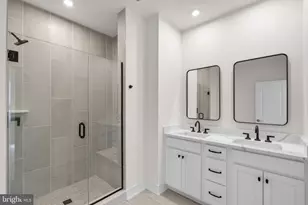 42119 Picasso Sq, Ashburn, VA 20148 - Photo 23