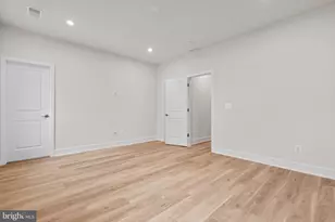 42121 Picasso Sq, Ashburn, VA 20148 - Photo 23