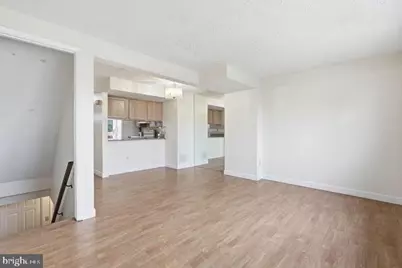 739 Brethour Court, Sterling, VA 20164 - Photo 5