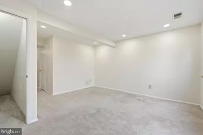 739 Brethour Court, Sterling, VA 20164 - Photo 17